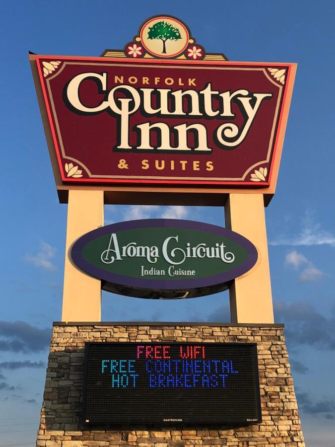 Norfolk Country Inn And Suites Exterior photo