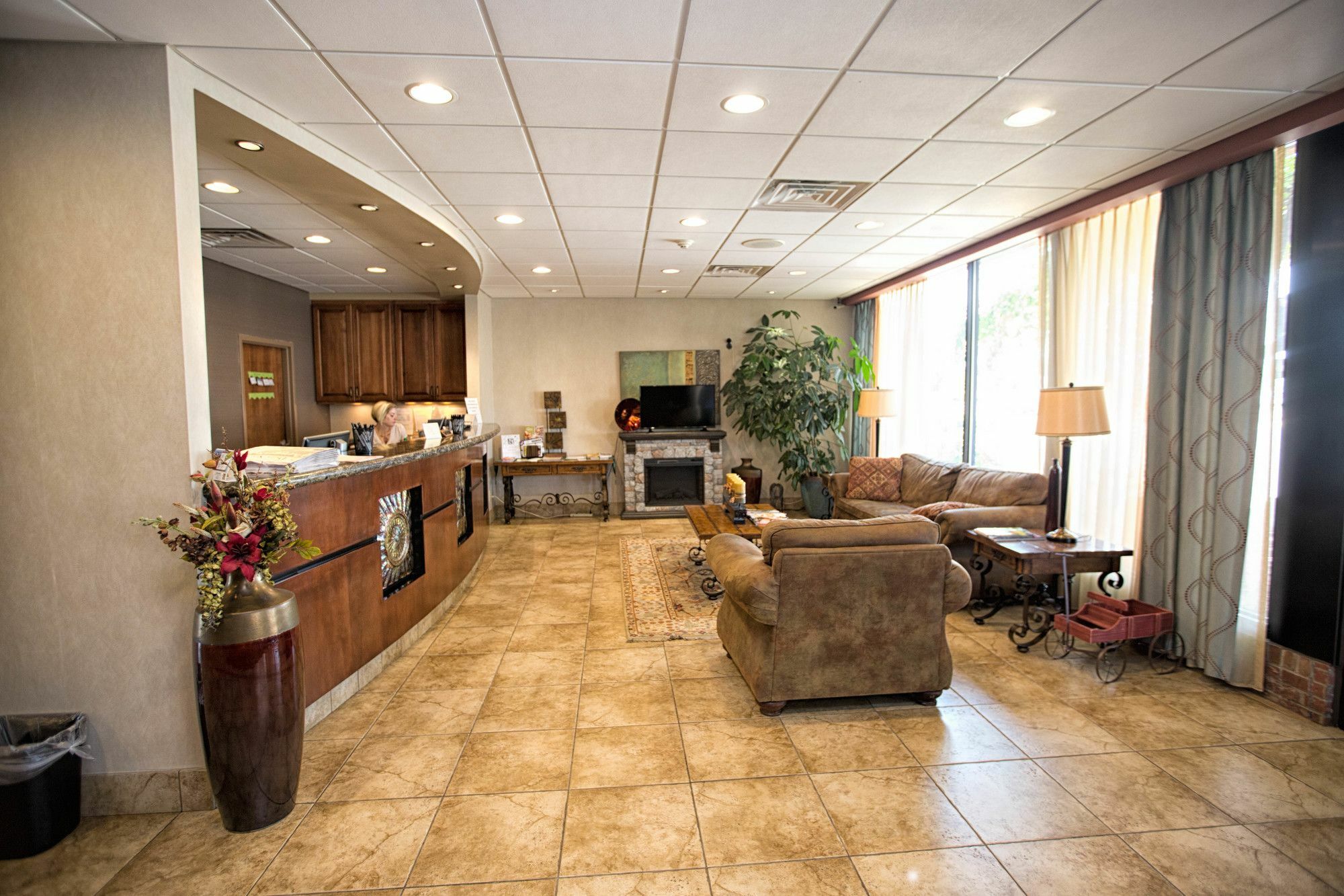 Norfolk Country Inn And Suites Exterior photo